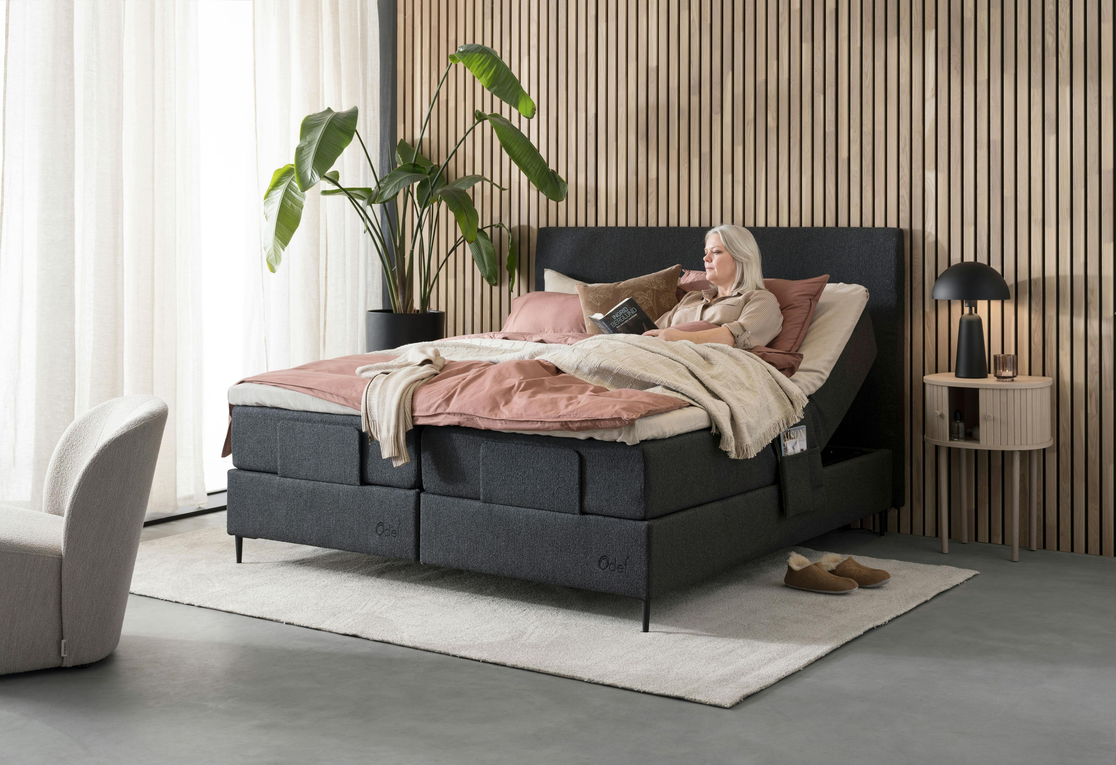 Odel Tind regulerbar seng fra Fagmøbler