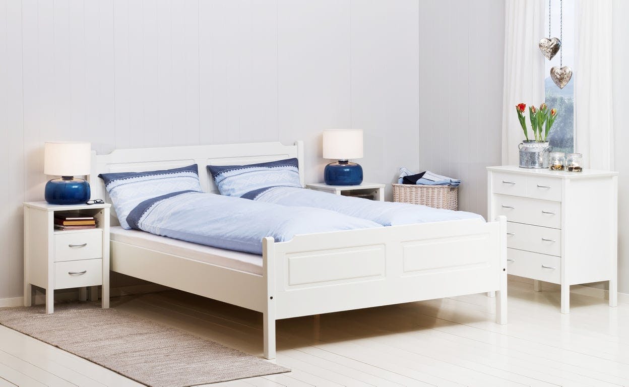 Bilde av Mette seng (150 x 200 cm, hvit)